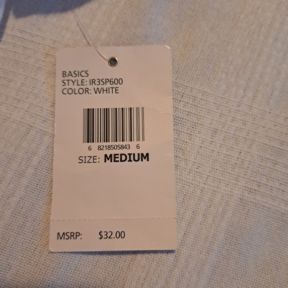 IZOD women's size Medium white polo shirt, 5 button, New - Picture 3 of 7